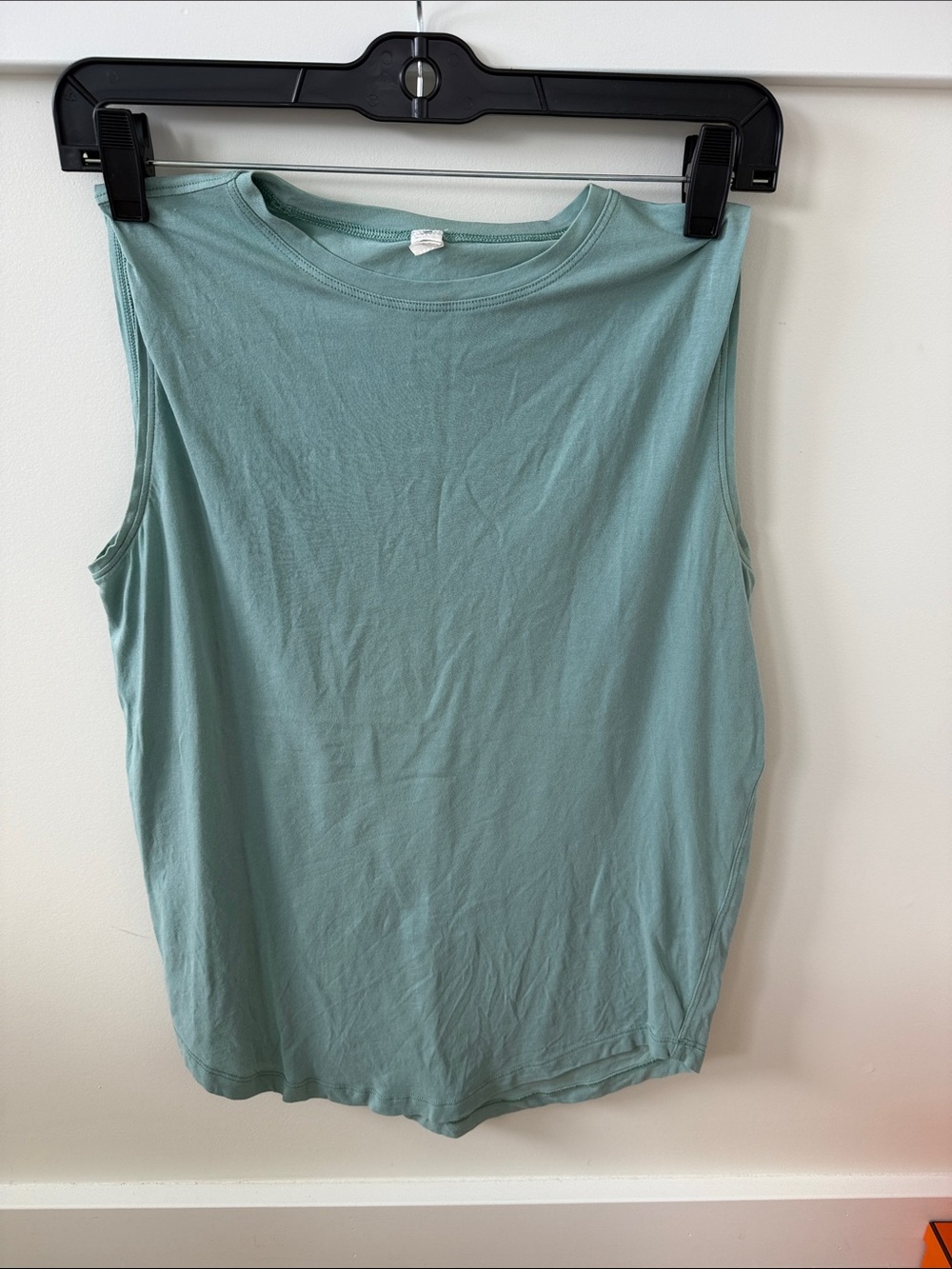 Lululemon Sleeveless Crewneck Tank Top 2